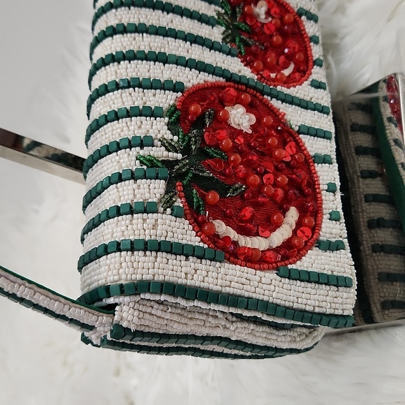 🔹️Made In India Beaded Handcrafted Tomato Design Handbag ✨️🍅 - Picture 5 of 9